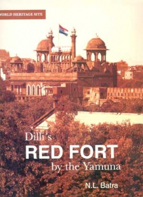 Dilli's Red Fort by the Jamuna